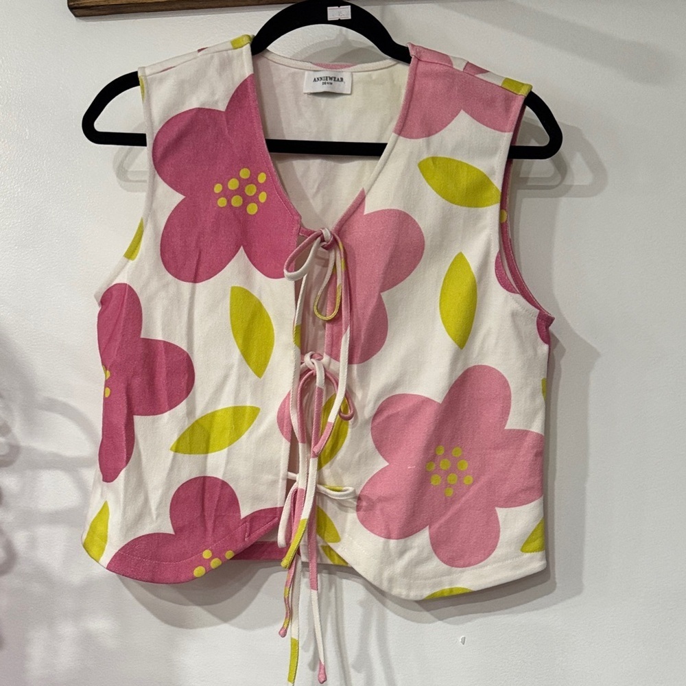 Anniewear Pink Floral Tie-Front Tank Top